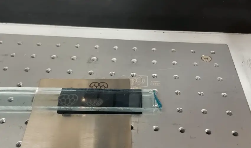 Engraving Glass With Fiber Laser Using Aluminum Backing Plate